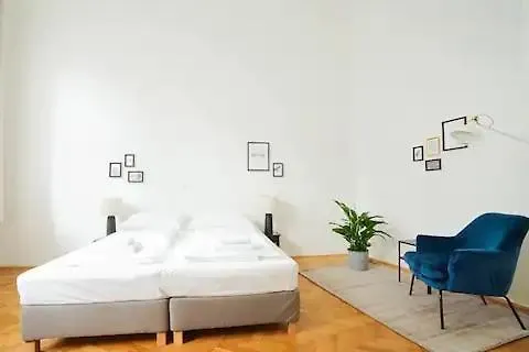 Beautiful Apartments In Vienna