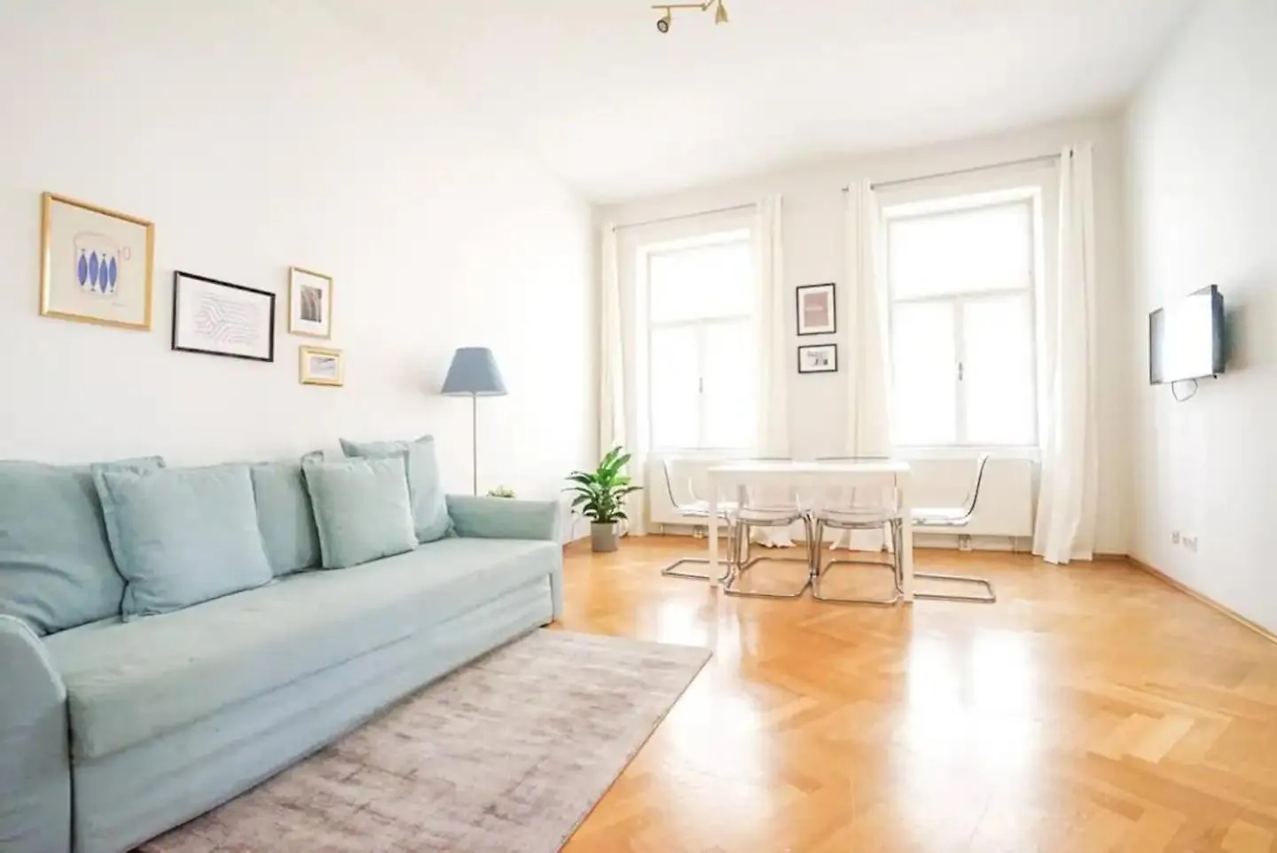 Beautiful Apartments In Vienna